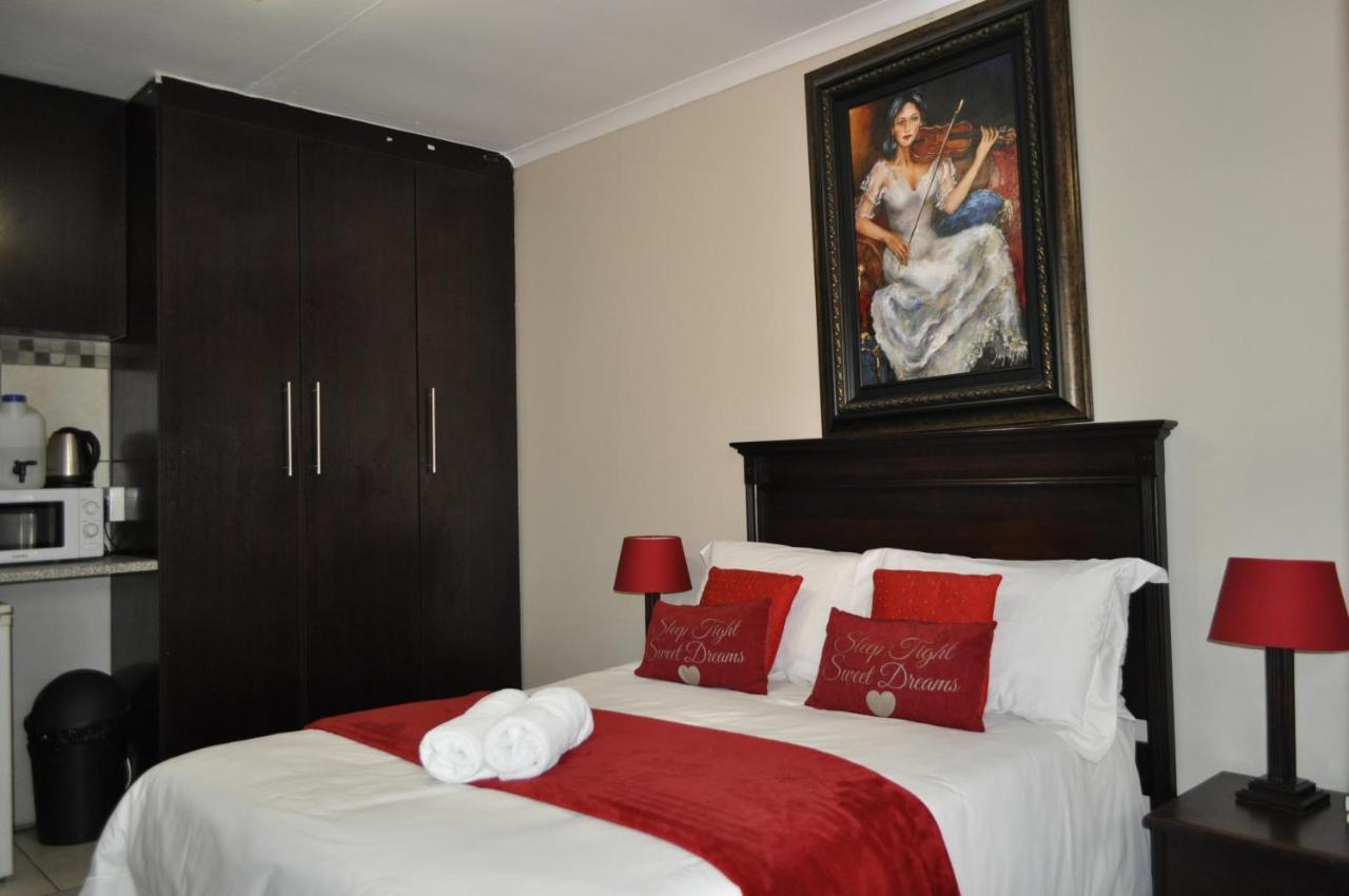 Cashan Bnb Rustenburg Exterior photo
